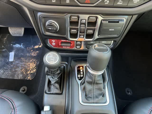 2027 Jeep Gladiator GLADIATOR RUBICON 4X4