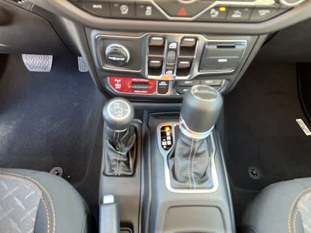 2027 Jeep Gladiator GLADIATOR MOJAVE 4X4