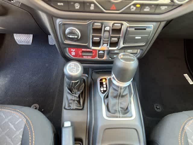 2027 Jeep Gladiator GLADIATOR MOJAVE 4X4
