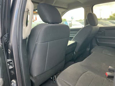 2018 RAM 1500 Express Quad Cab 4x4 6'4' Box