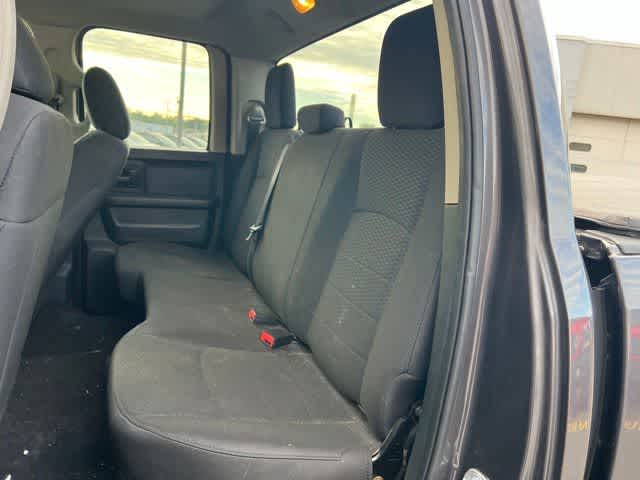 2018 RAM 1500 Express Quad Cab 4x4 6'4' Box