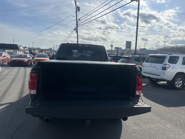 2018 RAM 1500 Express Quad Cab 4x4 6'4' Box