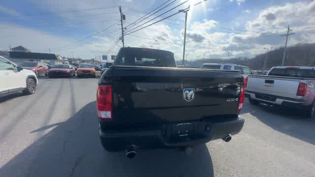 2018 RAM 1500 Express Quad Cab 4x4 6'4' Box