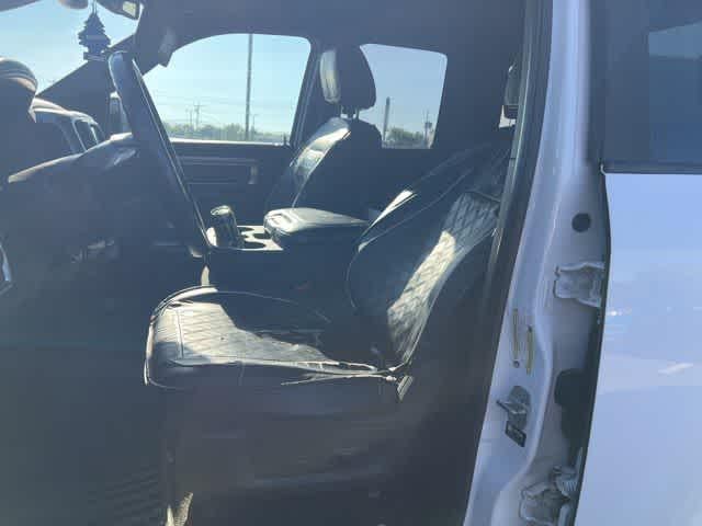 2022 RAM 1500 Classic Warlock Quad Cab 4x4 6'4' Box