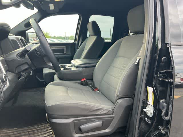 2022 RAM 1500 Classic Warlock Quad Cab 4x4 6'4' Box