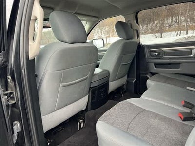 2018 RAM 1500 Big Horn Crew Cab 4x4 5'7' Box