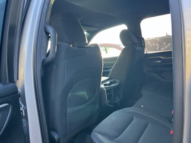 2020 RAM 1500 Big Horn Quad Cab 4x4 6'4' Box