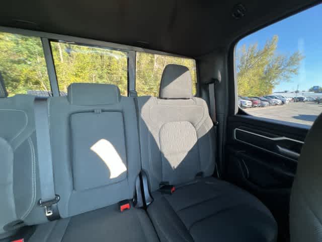 2020 RAM 1500 Big Horn Quad Cab 4x4 6'4' Box
