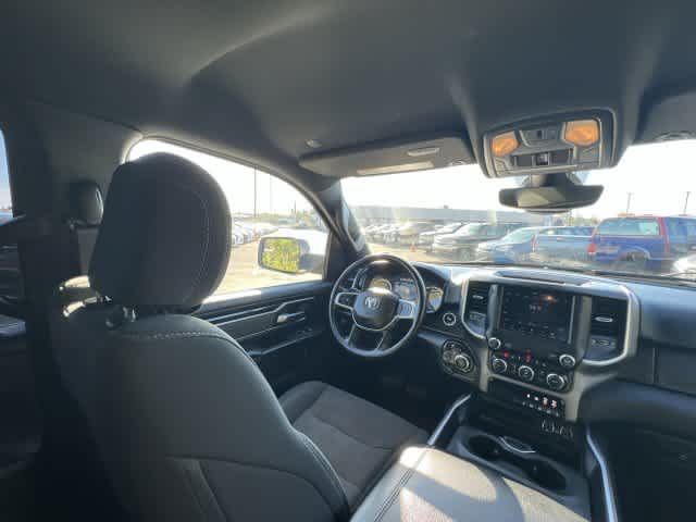 2020 RAM 1500 Big Horn Quad Cab 4x4 6'4' Box