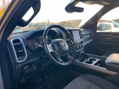 2020 RAM 1500 Big Horn Quad Cab 4x4 6'4' Box