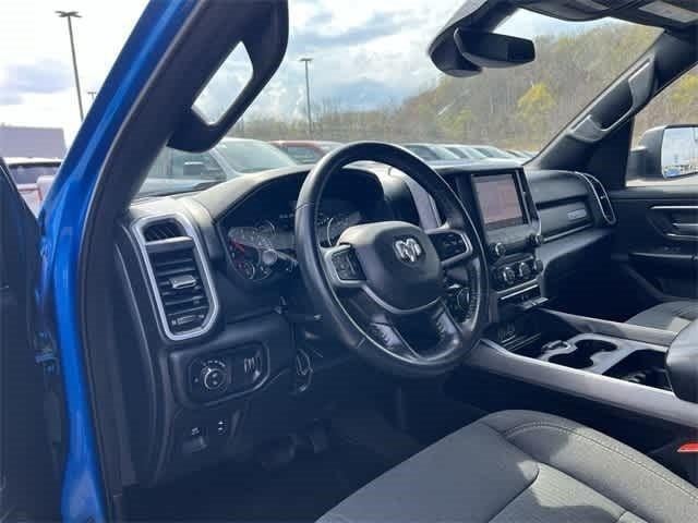 2022 RAM 1500 Big Horn Crew Cab 4x4 5'7' Box