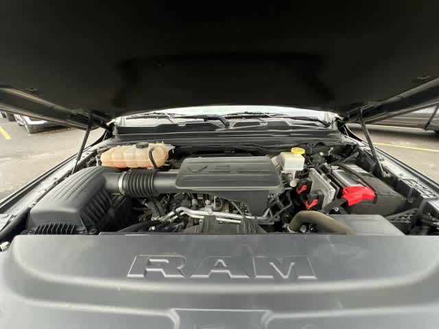 2022 RAM 1500 Big Horn Crew Cab 4x4 5'7' Box