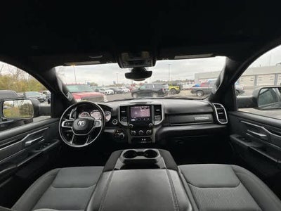 2022 RAM 1500 Big Horn Crew Cab 4x4 5'7' Box