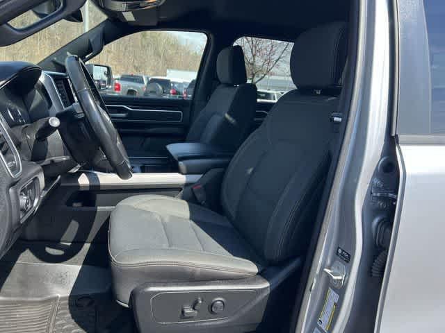 2022 RAM 1500 Big Horn Crew Cab 4x4 5'7' Box