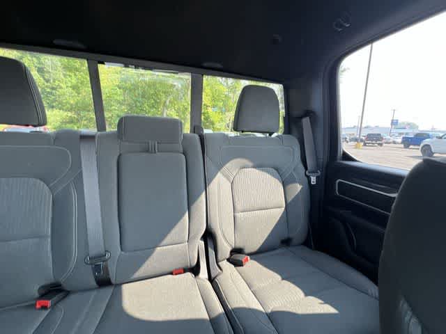 2021 RAM 1500 Big Horn Quad Cab 4x4 6'4' Box