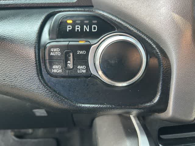 2021 RAM 1500 Big Horn Quad Cab 4x4 6'4' Box