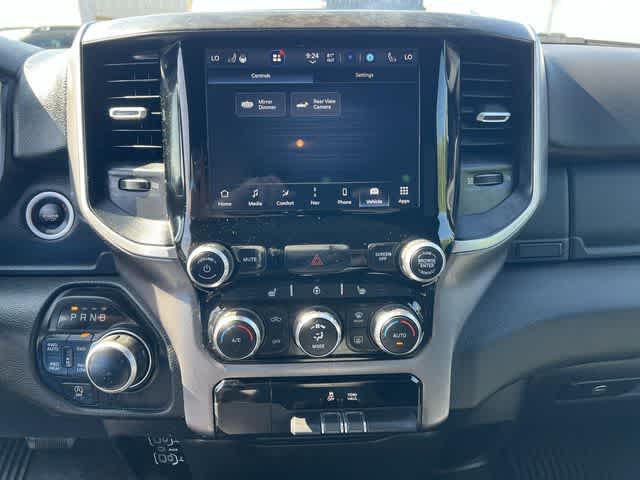 2023 RAM 1500 Big Horn Quad Cab 4x4 6'4' Box