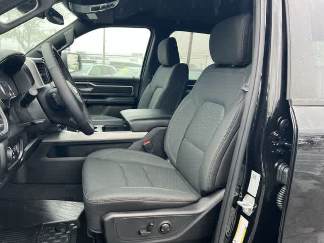 2026 RAM 1500 Big Horn Crew Cab 4x4 5'7' Box