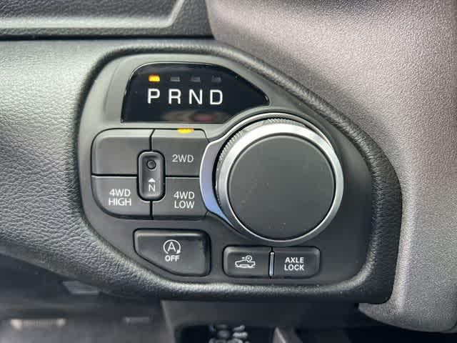 2026 RAM Ram 1500 RAM 1500 WARLOCK CREW CAB 4X4 5'7' BOX