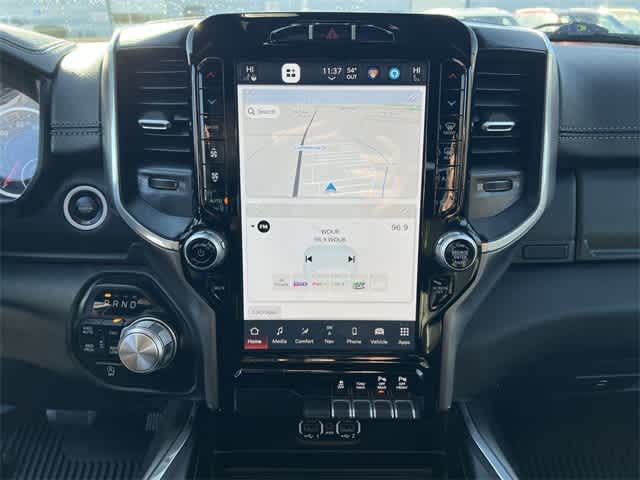 2023 RAM 1500 Laramie Crew Cab 4x4 5'7' Box