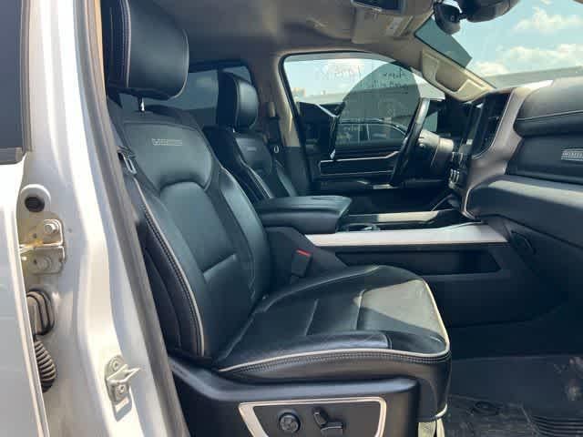 2021 RAM 1500 Laramie Crew Cab 4x4 5'7' Box
