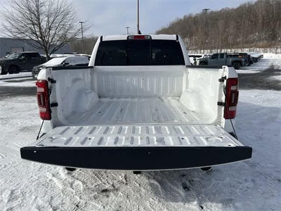 2023 RAM 1500 Laramie Crew Cab 4x4 5'7' Box