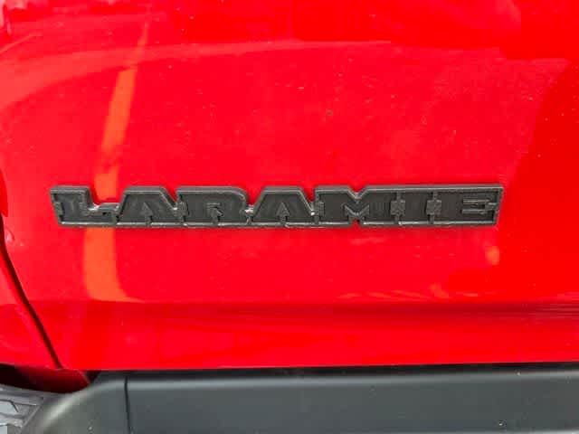 2021 RAM 1500 Laramie Crew Cab 4x4 5'7' Box