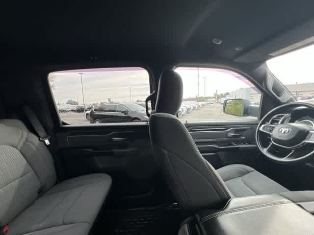 2021 RAM 1500 Big Horn Crew Cab 4x4 6'4' Box