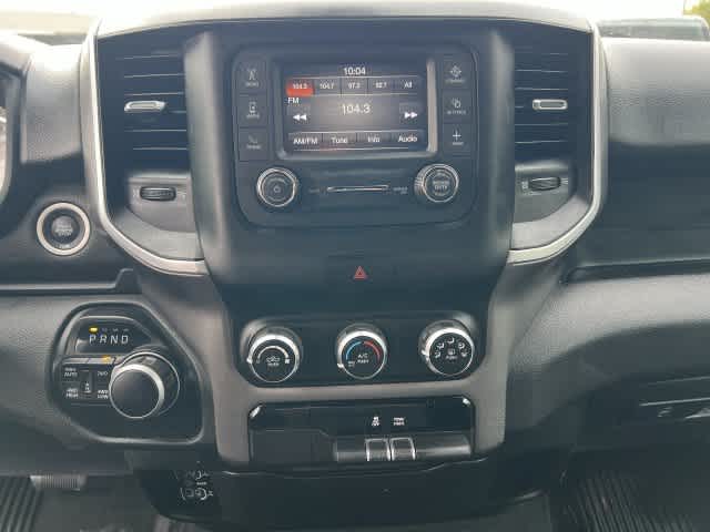 2021 RAM 1500 Big Horn Crew Cab 4x4 6'4' Box
