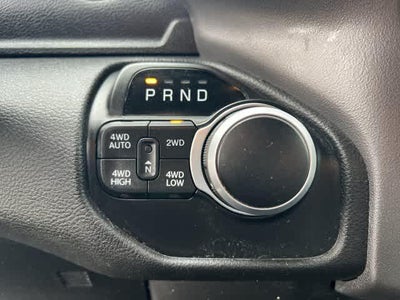 2021 RAM 1500 Big Horn Crew Cab 4x4 6'4' Box