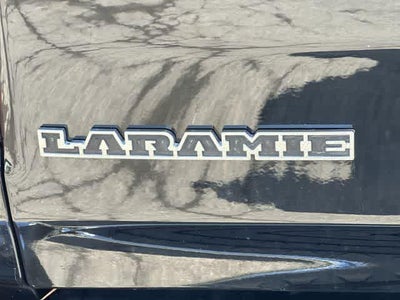 2021 RAM 1500 Laramie Crew Cab 4x4 6'4' Box