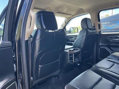 2021 RAM 1500 Laramie Crew Cab 4x4 6'4' Box