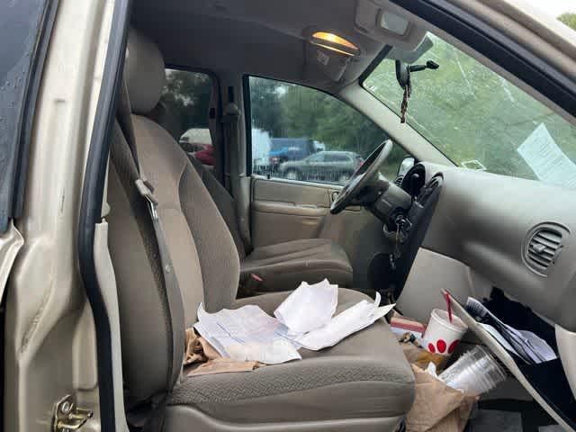 2006 Dodge Caravan SE
