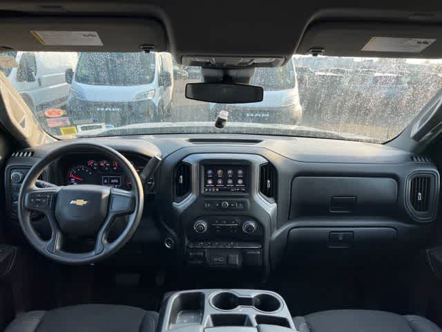 2024 Chevrolet Silverado 1500 4WD Crew Cab Short Bed Custom