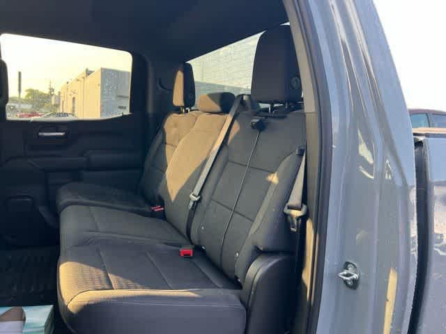 2024 Chevrolet Silverado 1500 4WD Crew Cab Short Bed Custom
