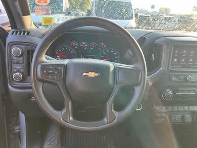 2024 Chevrolet Silverado 1500 4WD Crew Cab Short Bed Custom