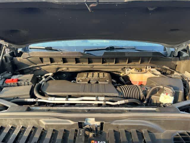 2024 Chevrolet Silverado 1500 4WD Crew Cab Short Bed Custom