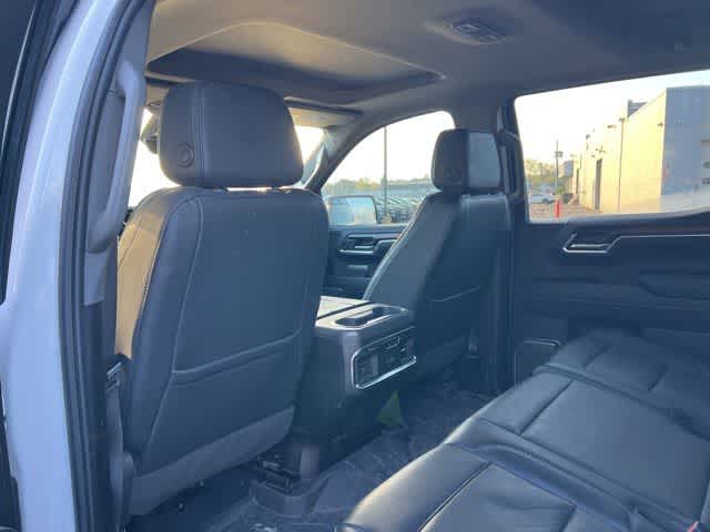 2024 GMC Sierra 1500 4WD Crew Cab Short Box Denali