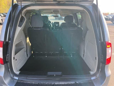 2016 Chrysler Town & Country Touring