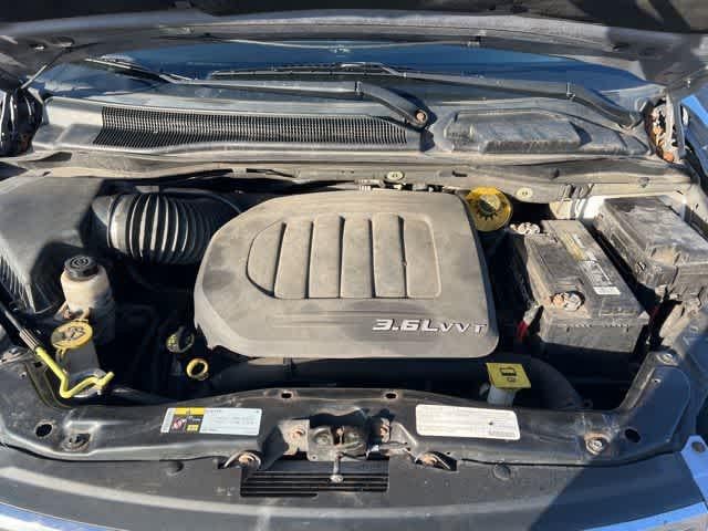 2016 Chrysler Town & Country Touring