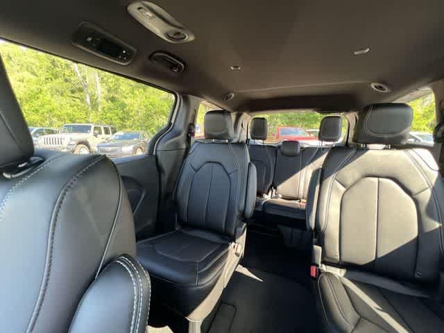 2027 Chrysler Pacifica PACIFICA LX
