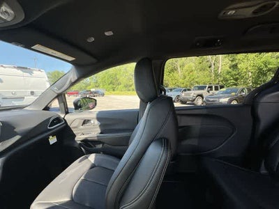 2027 Chrysler Pacifica PACIFICA LX