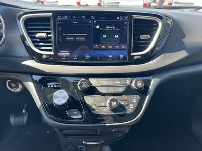 2027 Chrysler Pacifica PACIFICA LX