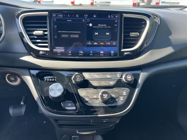 2027 Chrysler Pacifica PACIFICA LX