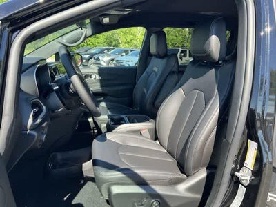 2027 Chrysler Pacifica PACIFICA LX
