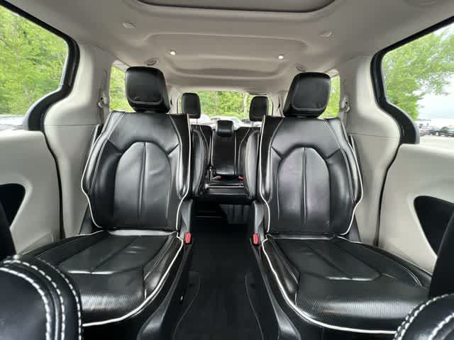 2022 Chrysler Pacifica Hybrid Limited