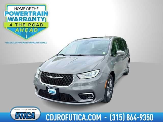 2022 Chrysler Pacifica Hybrid Limited