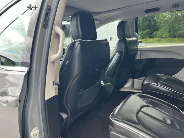 2022 Chrysler Pacifica Hybrid Limited