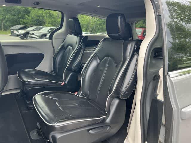 2022 Chrysler Pacifica Hybrid Limited