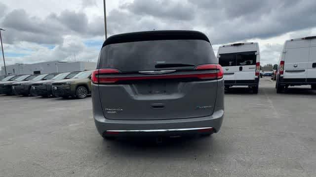 2022 Chrysler Pacifica Hybrid Limited